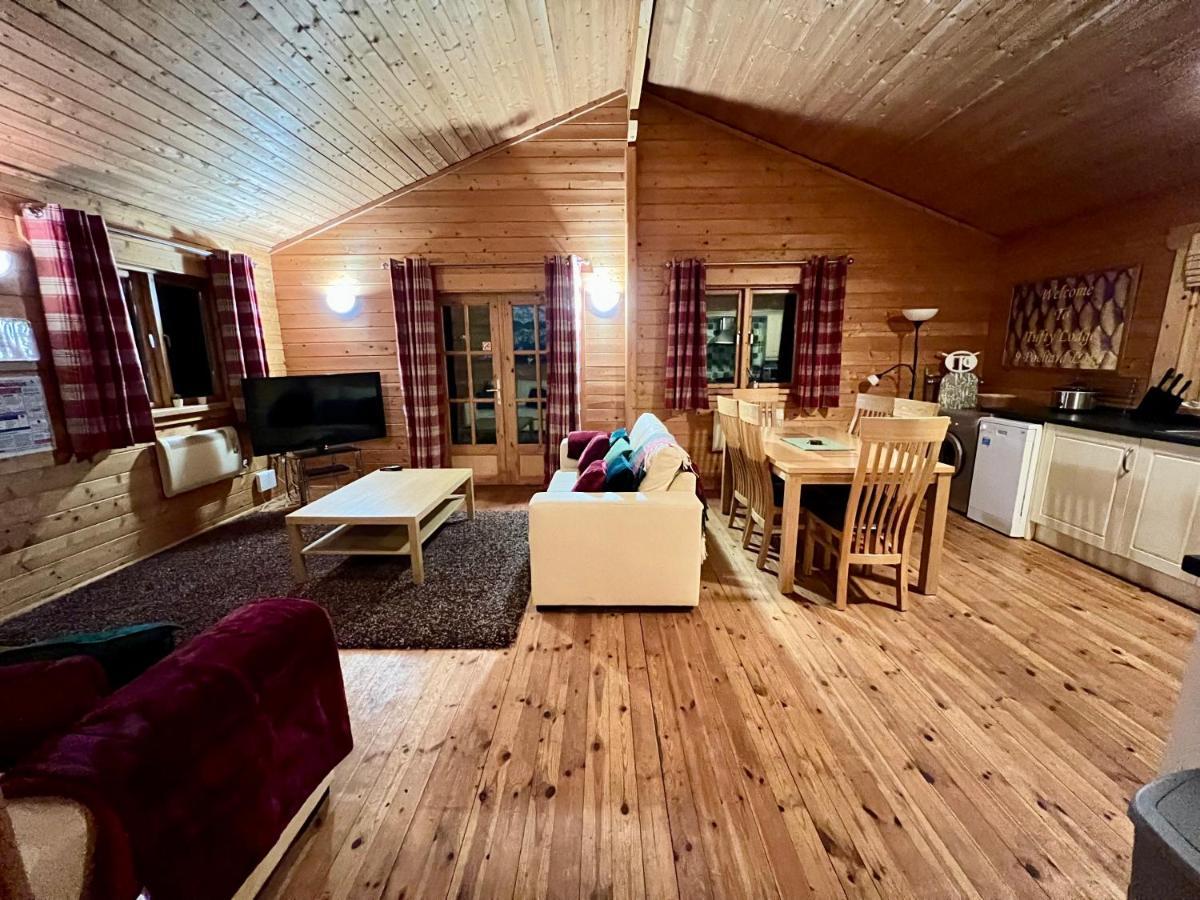 סאות' סרני Tufty Lodge, Lake Pochard Lodge 9 מראה חיצוני תמונה